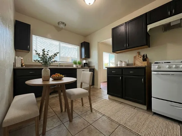 236 Locust Street, 236 Locust St #3, Watsonville, CA 95076