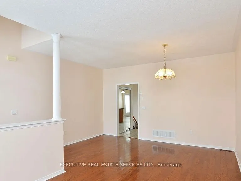 11 Midvale Rd — Photo 9