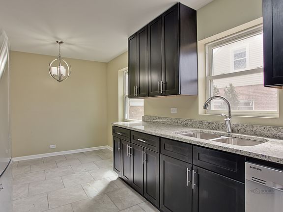 5th image of 7240 N Kilpatrick Ave
