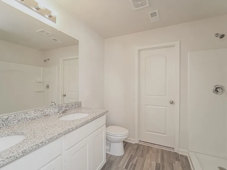 639 Farmstead Trl — Photo 11