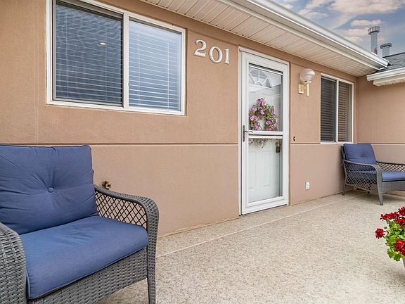 4th image of 1730 W 18th St APT 201
