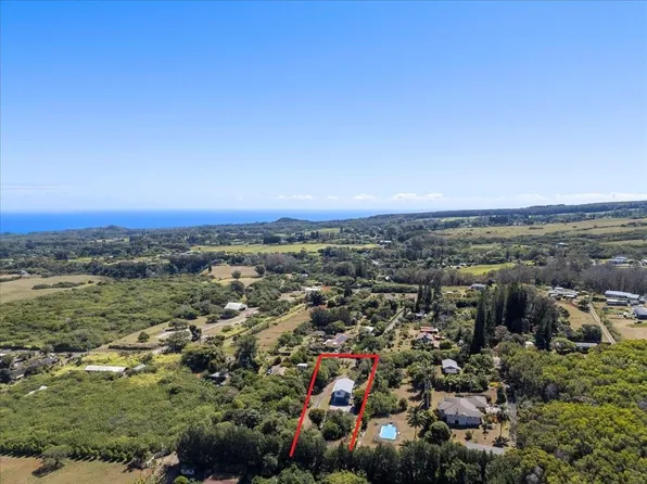 2130 Kauhikoa Rd APT A, Haiku, HI 96708