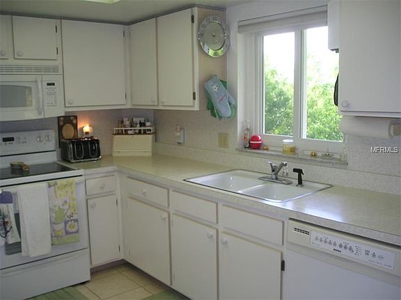 2nd image of 2210 Utopian Dr E APT 303