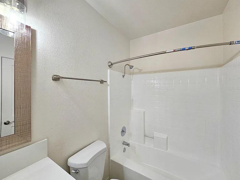 The Vine Apts — Photo 13