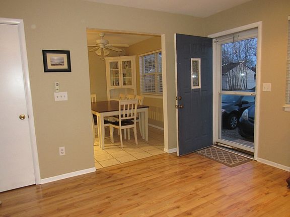 2nd image of 2010 Ravenwood Dr