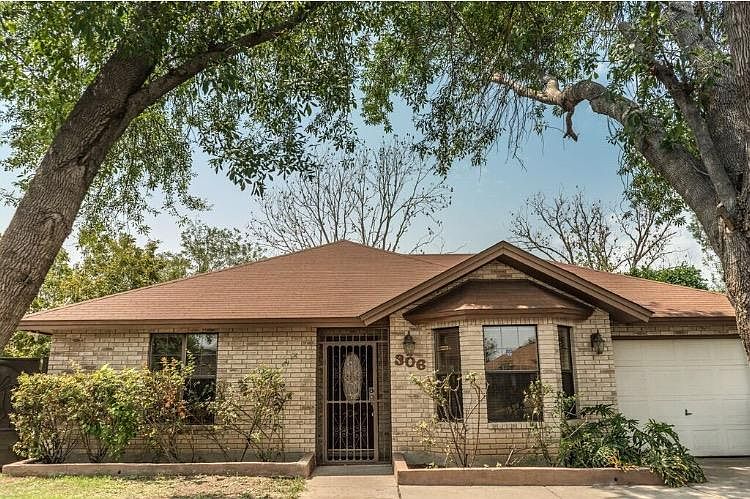 1st image of 306 Potranca Ct