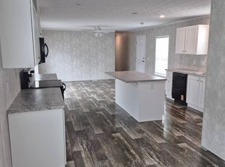 1708 W 4th Ave, Coal Valley, IL 61240