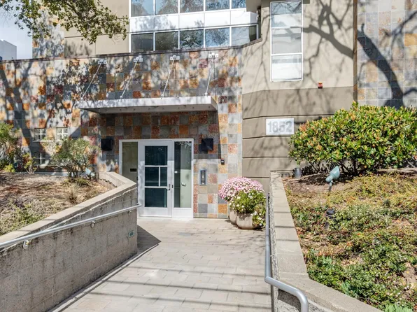 1852 Bonanza St, Walnut Creek, CA 94596