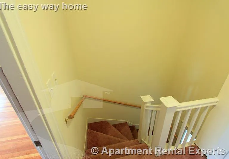 544 Main St #2 — Photo 11