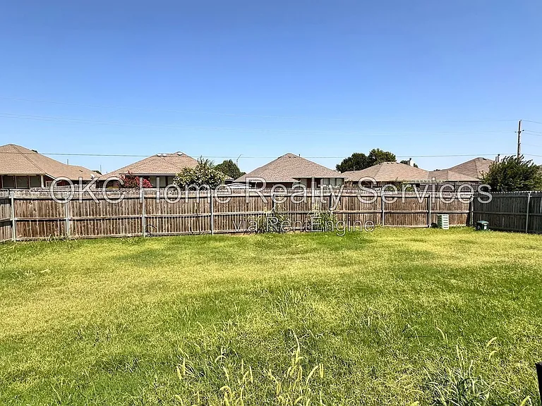 7724 Windstone Dr — Photo 29