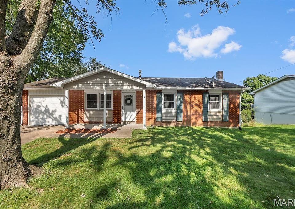 1st image of 537 Crestwood Dr