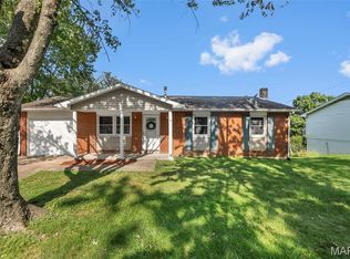 537 Crestwood Dr, Jackson, MO 63755