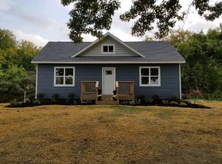 19780 Armada Ridge Rd, Armada, MI 48005