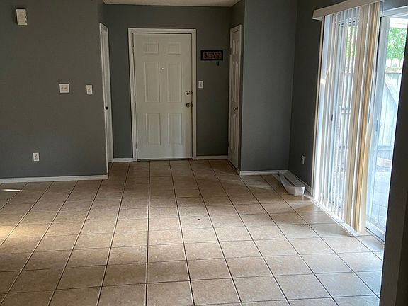 4th image of 1360 Squaw Valley Dr #A