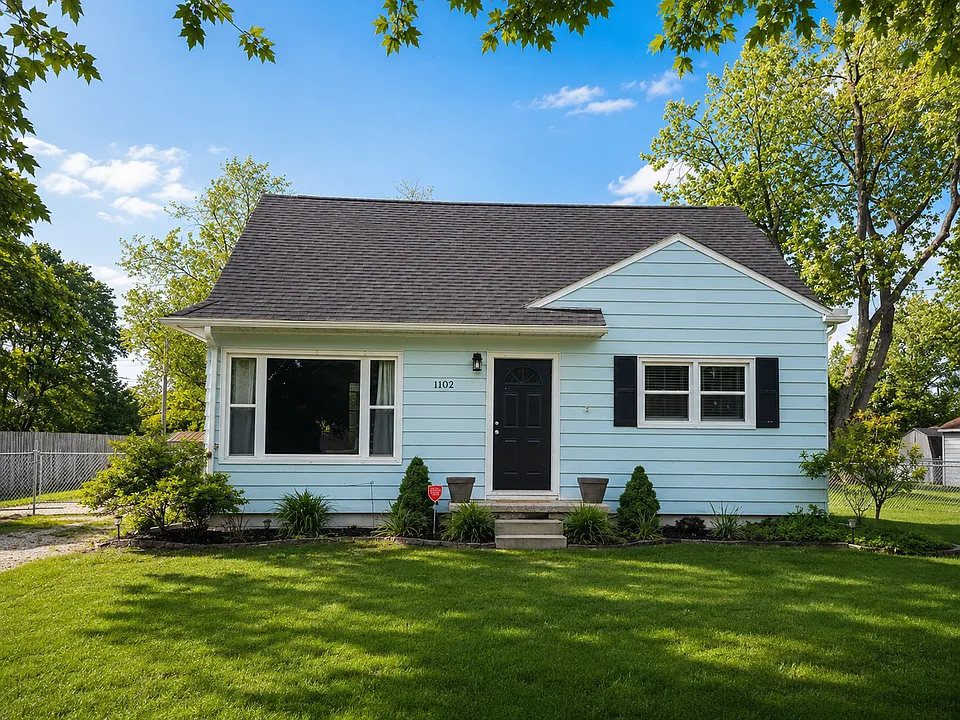 1102 Murray Dr