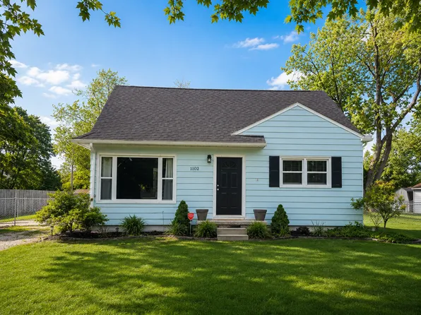 1102 Murray Dr, Tecumseh, MI 49286