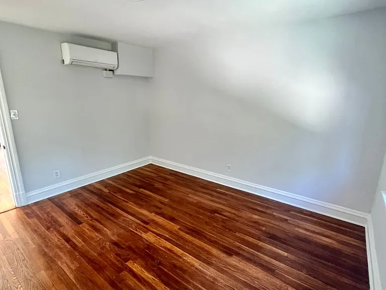 4518 Grove Ave — Photo 7