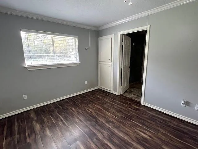 2002 Cherry Laurel Dr — Photo 5