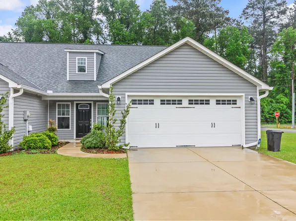 100 Catfish Ct, New Bern, NC 28562