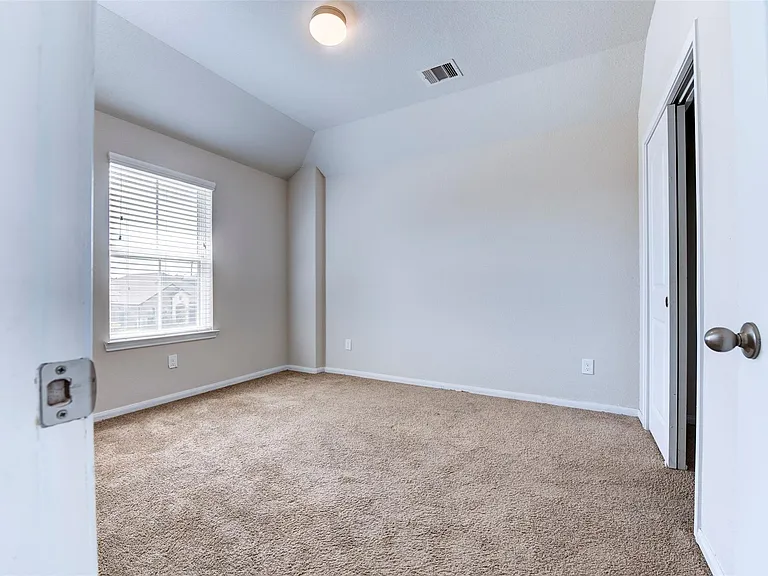 4542 Medrano Trl — Photo 35