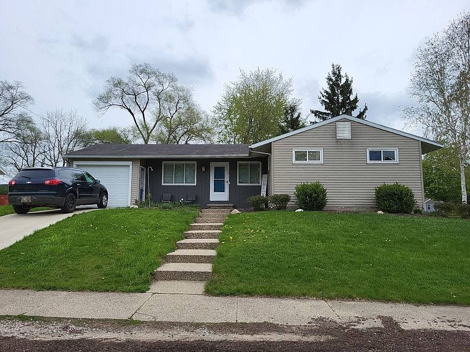 1st image of 4218 Miramar Ave NE