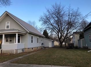 204 N Walnut St #204, Sumner, IA 50674