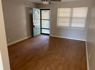 606 Pleasant Valley Rd, Garland, TX 75040