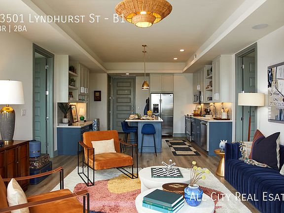 3rd image of 13501 Lyndhurst St #B1