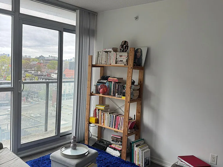 68 Abell St #729 — Photo 10