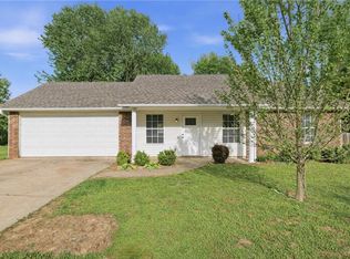 228 Samuel Pl, Farmington, AR 72730