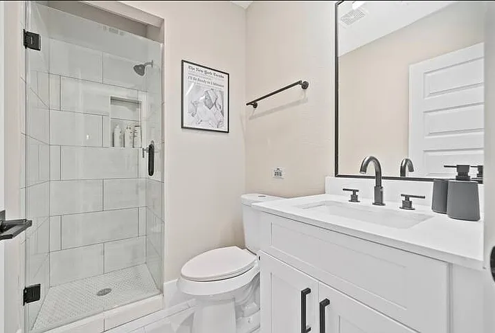 4013 Griggs Unit K - 2 — Photo 4