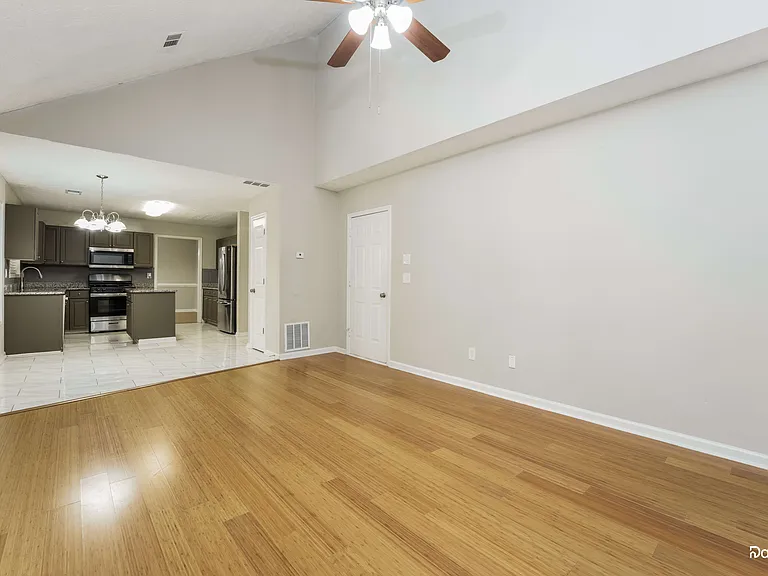1681 Magnolia View Pl — Photo 6