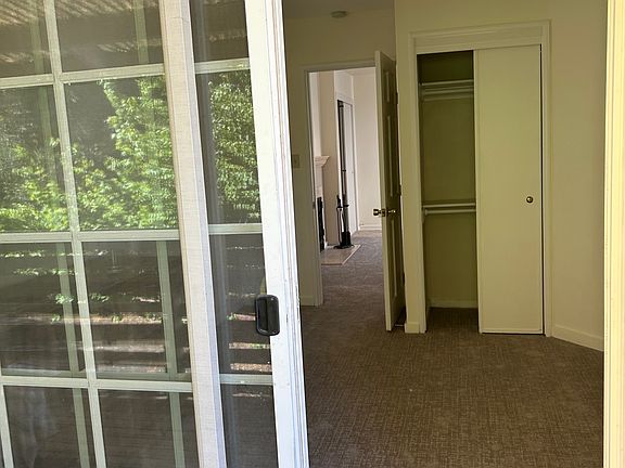 4th image of 4854 Park Blvd