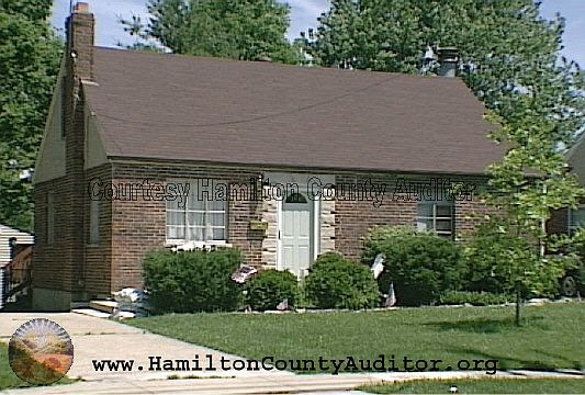 Beautiful 4 Bedroom, 2 Full Bath House