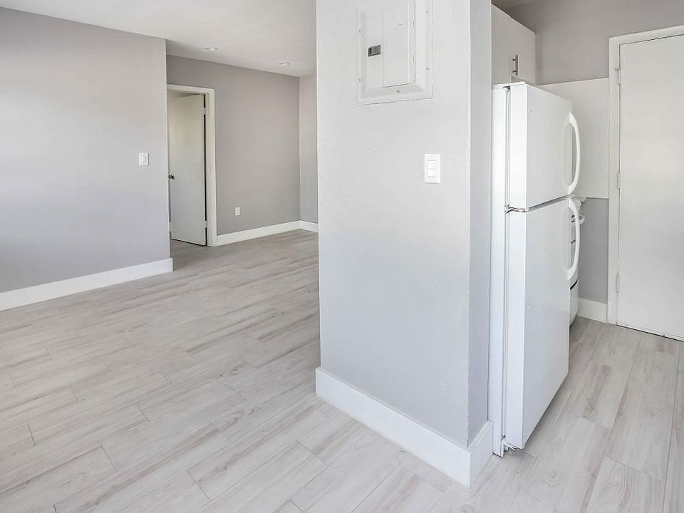 1st image of 427 Anastasia Ave APT 23