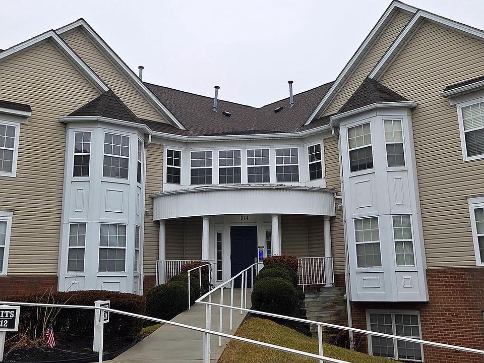 1st image of 104 Bayland Dr Unit 19