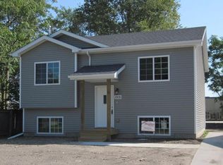 2938 Garfield Ave, Des Moines, IA 50317