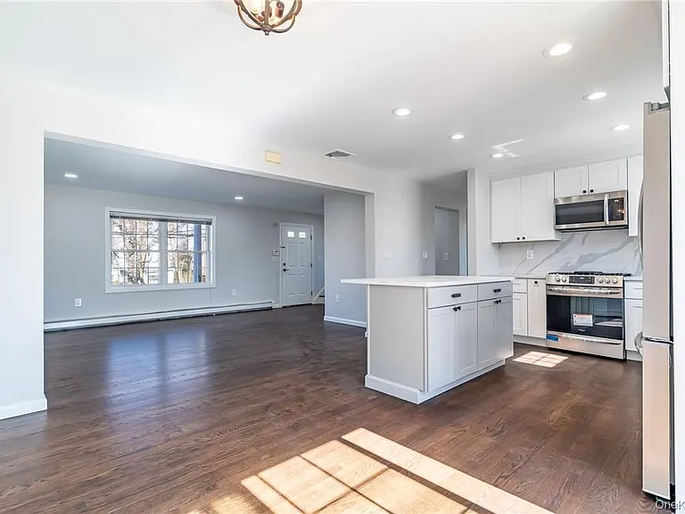 35 Harrison Ave — Photo 6