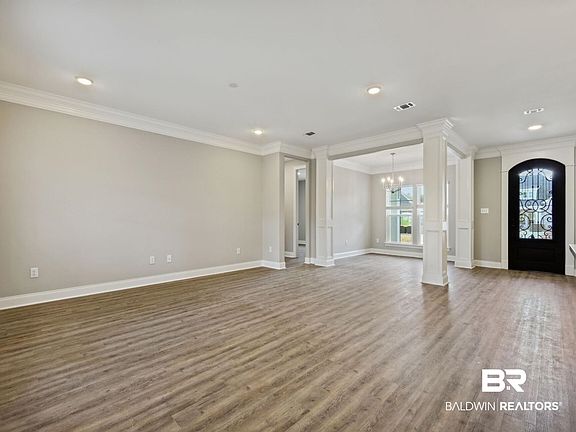 3rd image of 12943 Gondala St