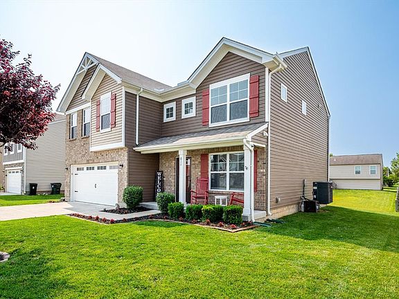 3rd image of 811 Prescot Cir