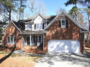 2418 Flints Pond Cir, Apex, NC 27523