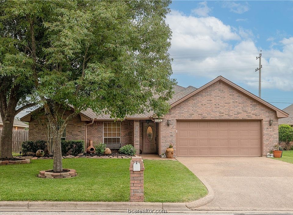 1st image of 3905 Puffin Way