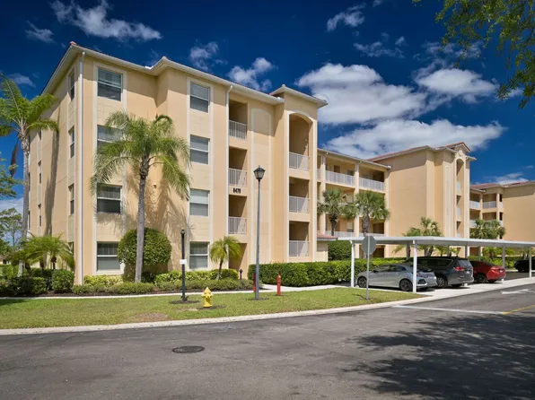 8470 Kingbird Loop, Estero, FL