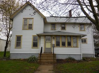 317 N 4th St, St Charles, IL 60174