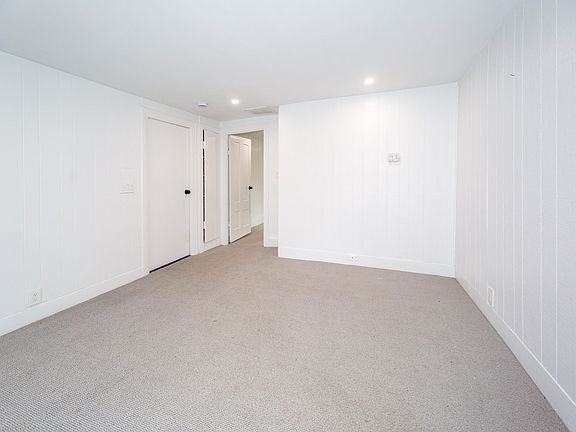 5th image of 34 Walnut St #4