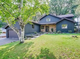 480 Dudley Ave, Shoreview, MN 55126