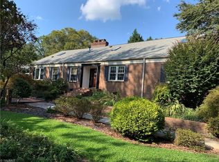 4800 Starmount Dr, Greensboro, NC 27410