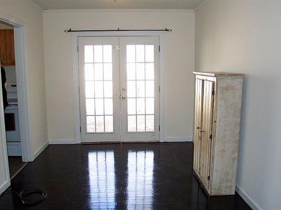 3rd image of 2207 Bryant St