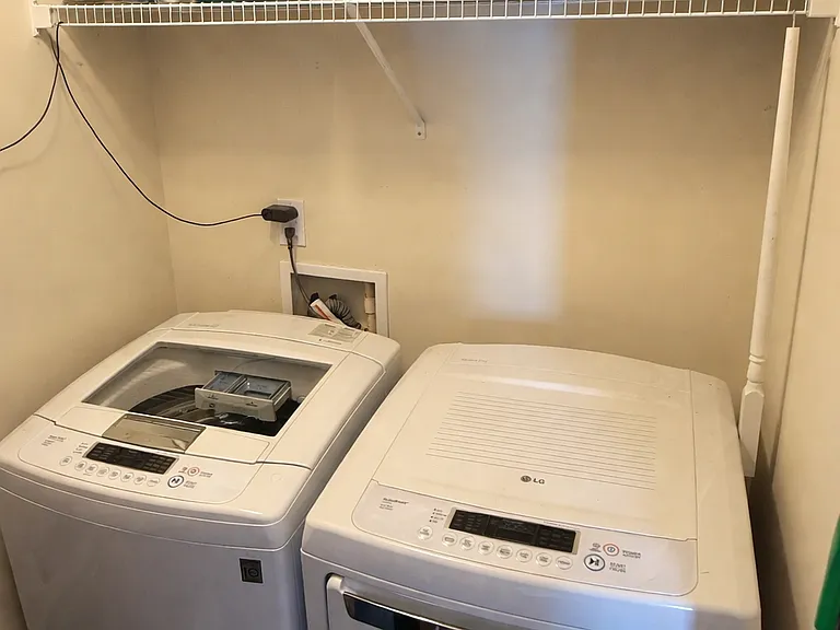 3835 Willow Green Pl — Photo 9