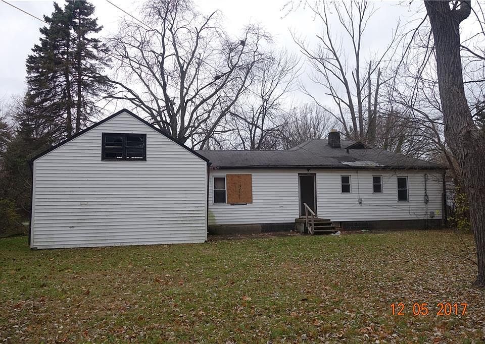 2nd image of 3527 N Euclid Ave